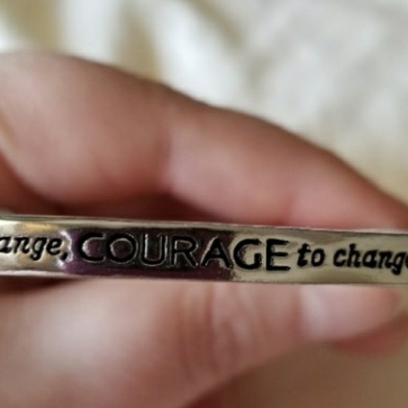 New "Serenity Prayer" Bangle Bracelet - Picture 6 of 8